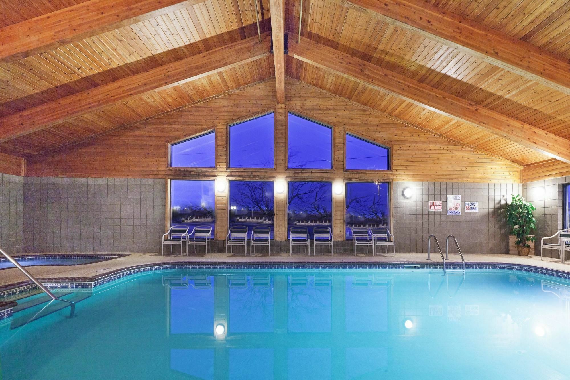Americinn By Wyndham Bemidji Konforlar fotoğraf